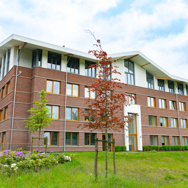 Zeist - grote warande - appartementengebouw