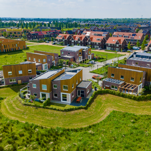 Zwolle - Terpwoningen Drone