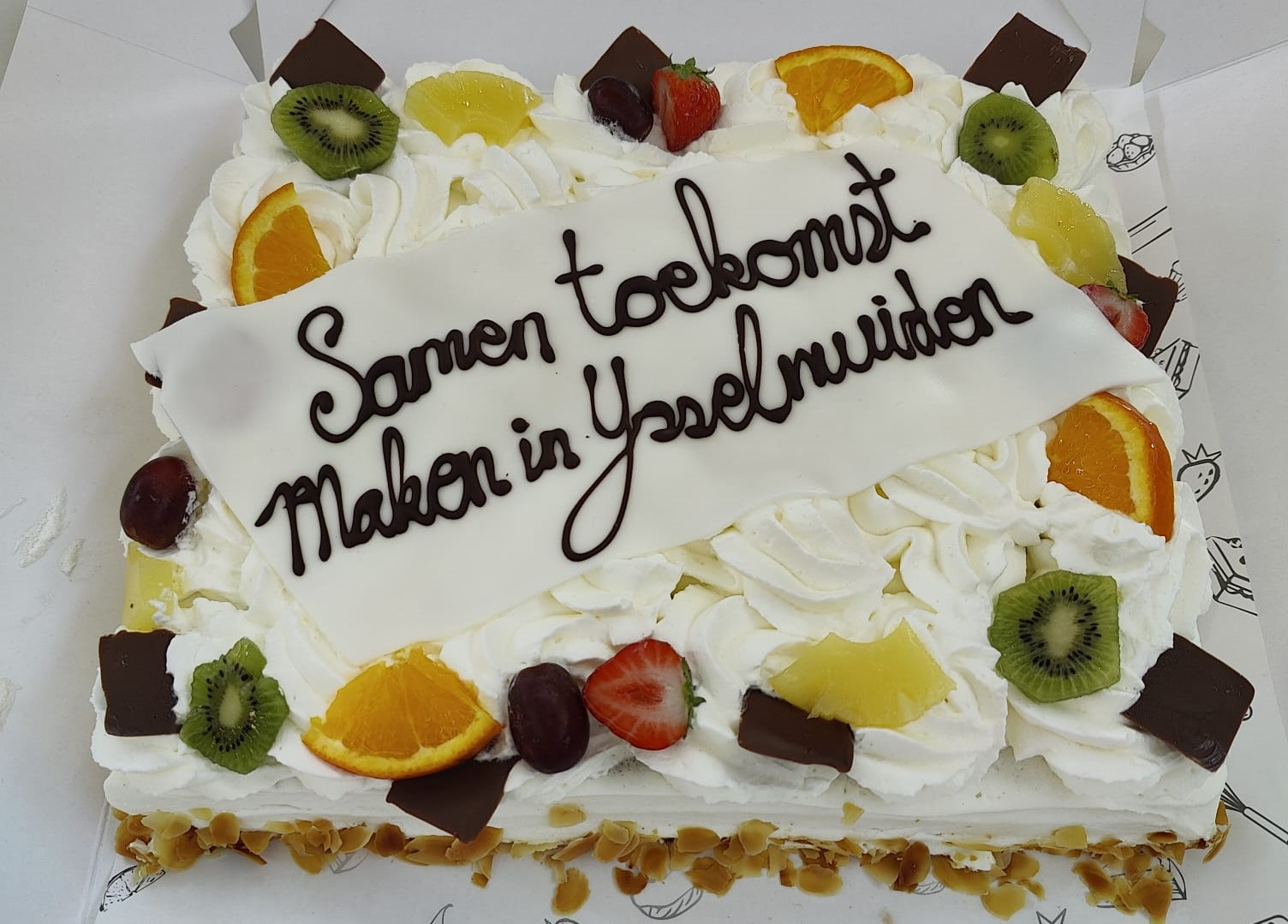 taart met 'samen toekomst maken in IJsselmuiden'